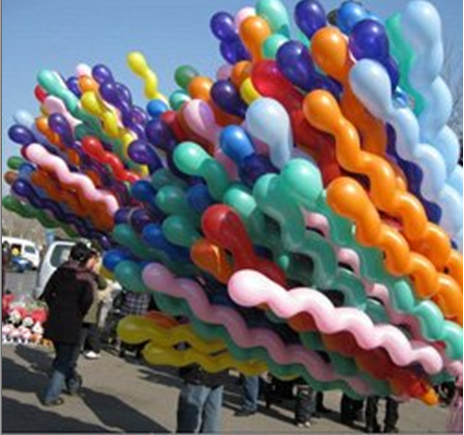 ČINA  Balon délka: cca 120 cm