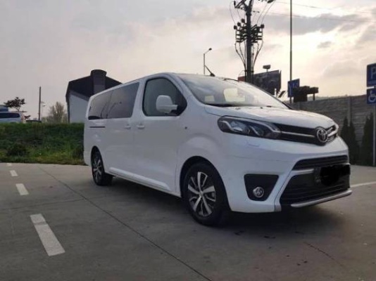 TOYOTA Proace Verso 2.0 L2 (110kW) 9 míst 2019 NEOMEZENÉ KM