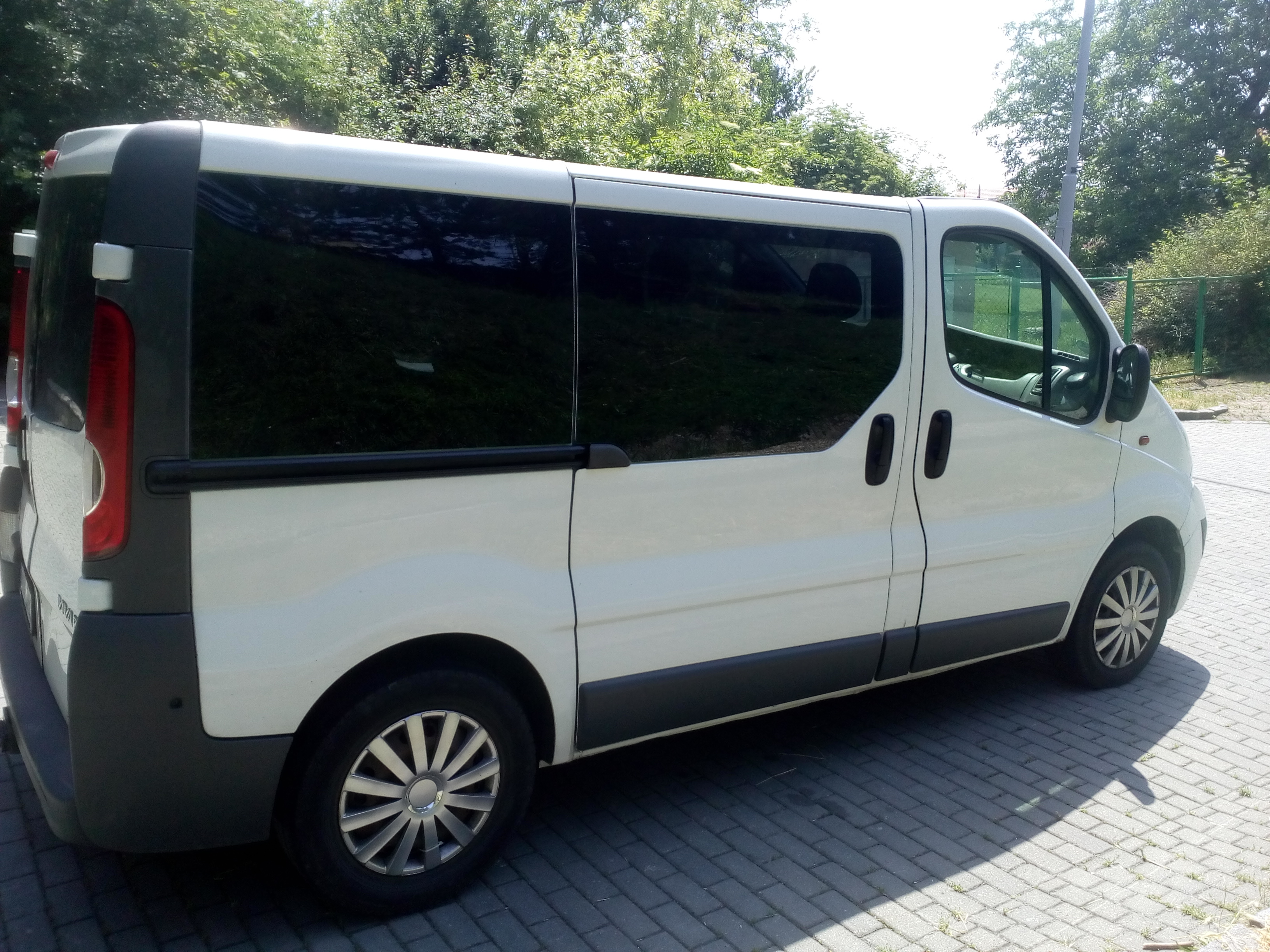 OPEL Vivaro 2.0 CDTi (84kW) 9 míst NEOMEZENÉ KM