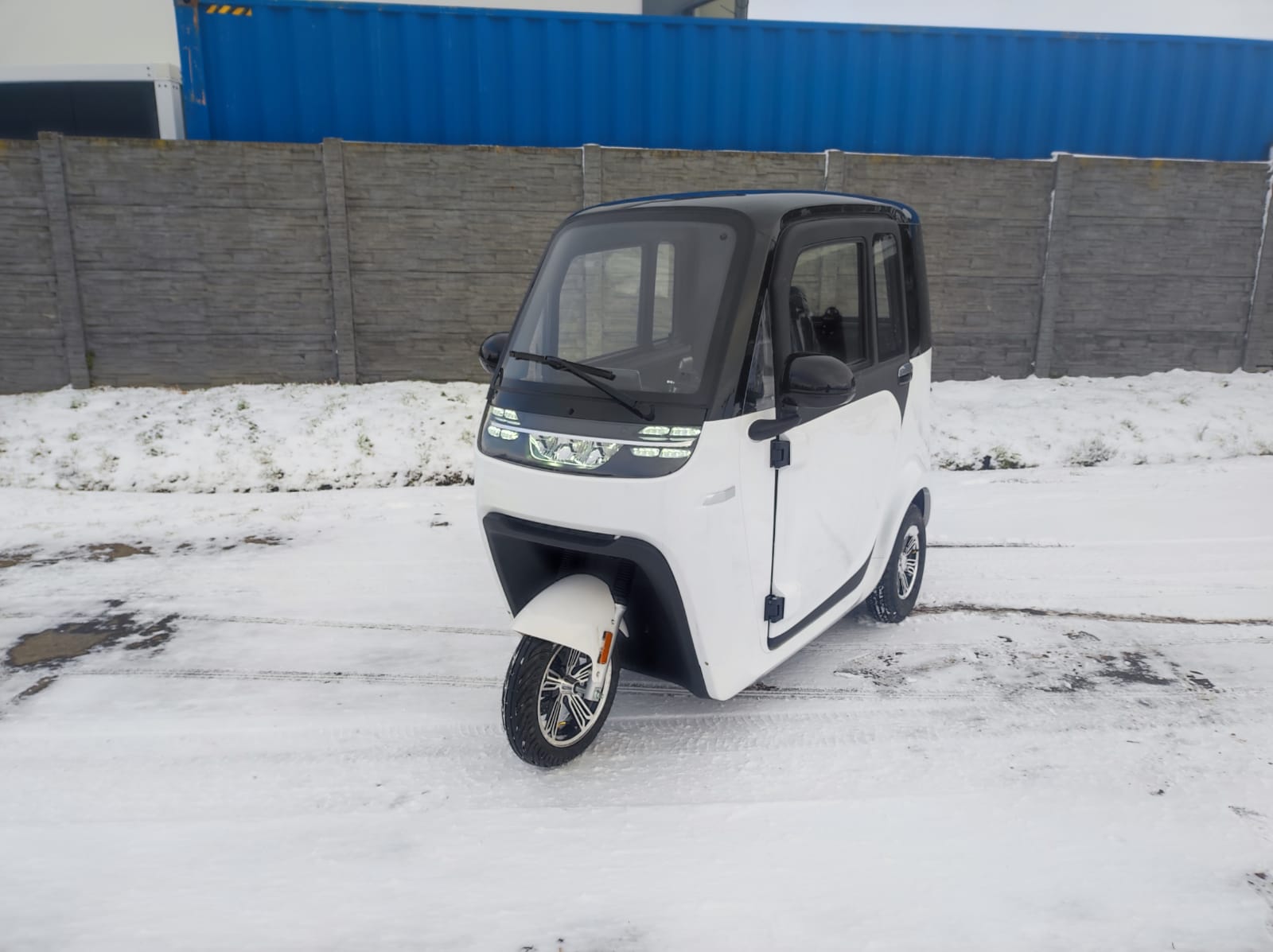 Leramotors Tříkolka E1 bílá
