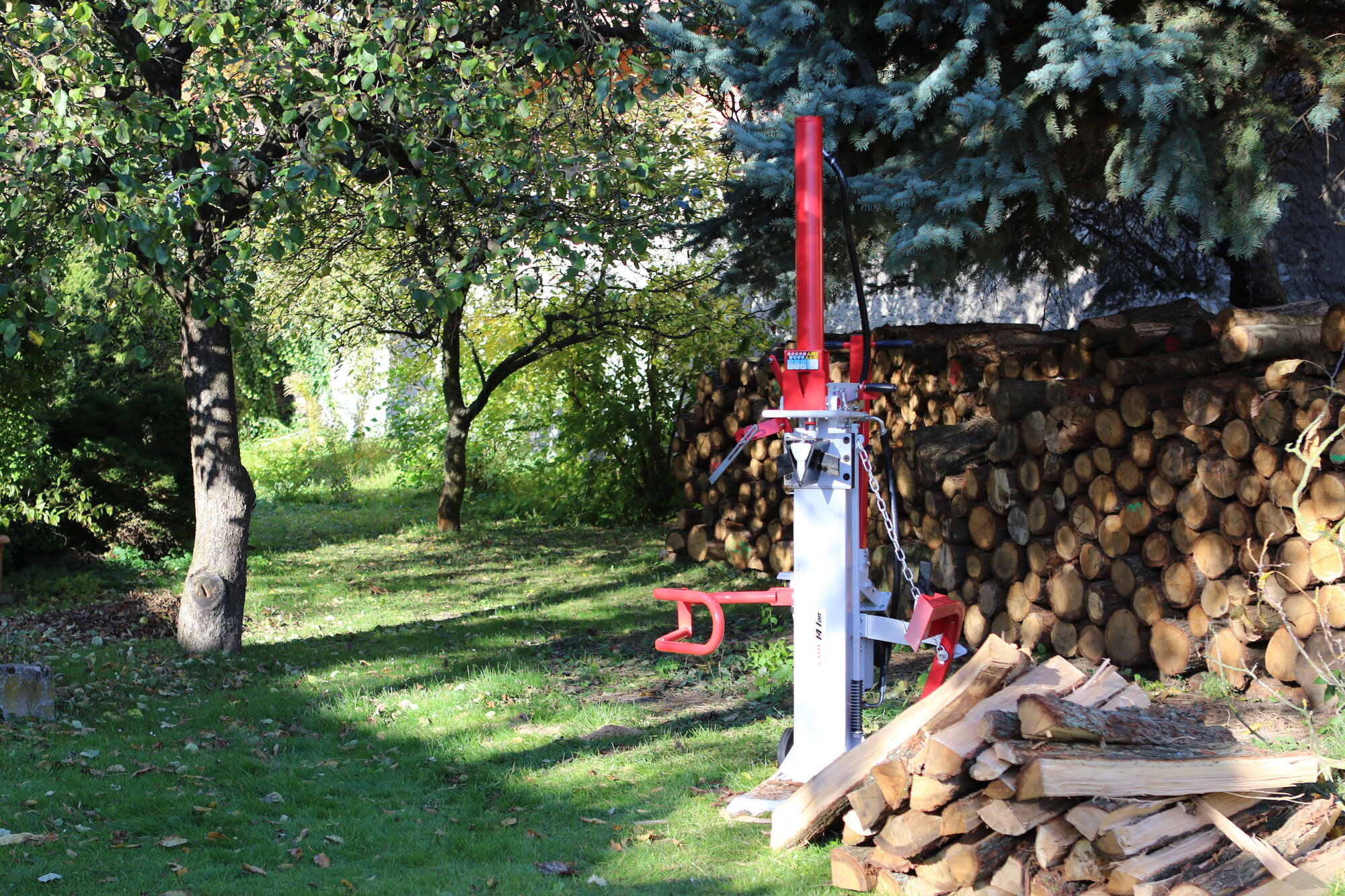 Štípačka na dřevo VARI 14 TON SUPER FORCE
